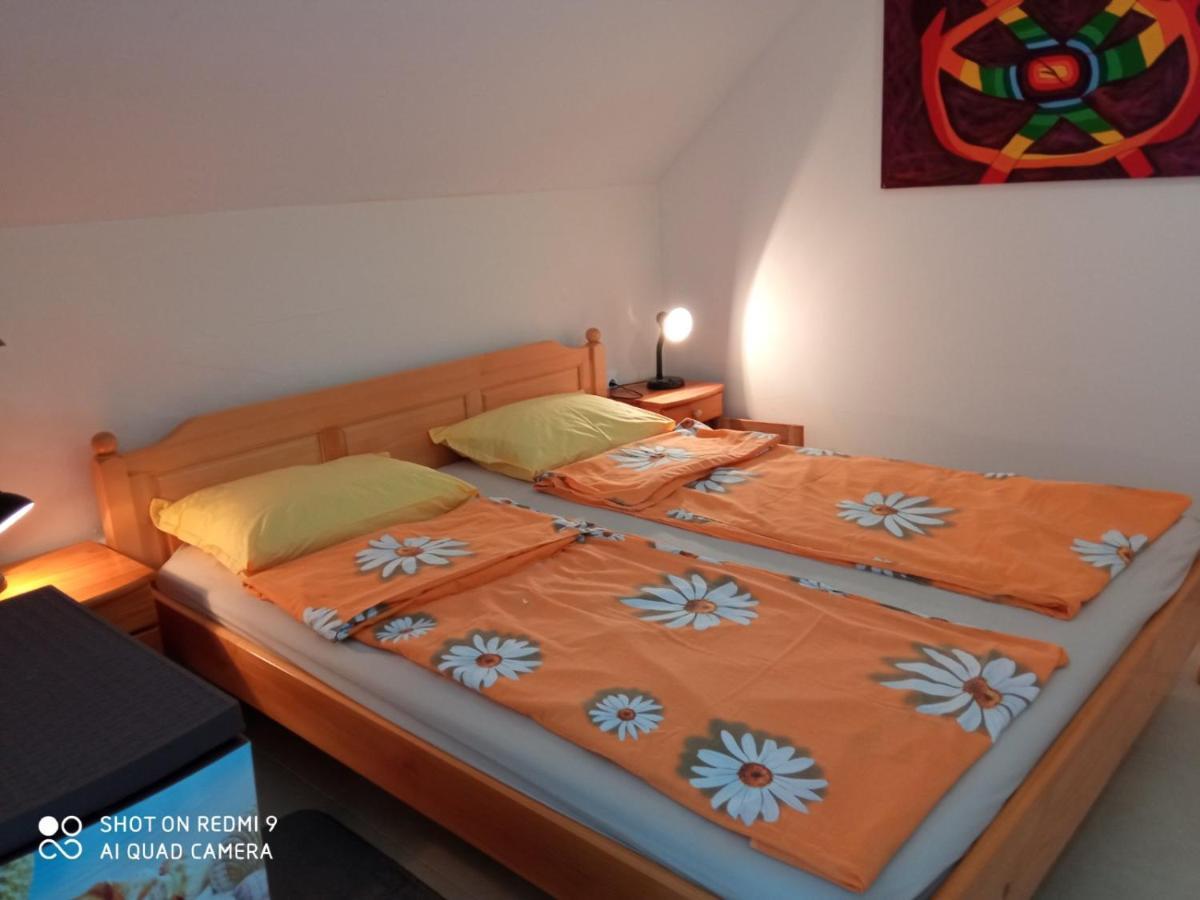 Studio Teo Pomorie Apartment Exterior foto